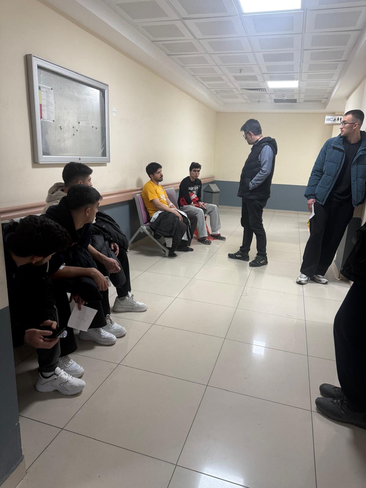 73 Öğrenci Bir Anda Hastanelik Oldu! Çanakkale’de Yurtta Geceyi Kabusa Çeviren Olay… Nedeni Ne?