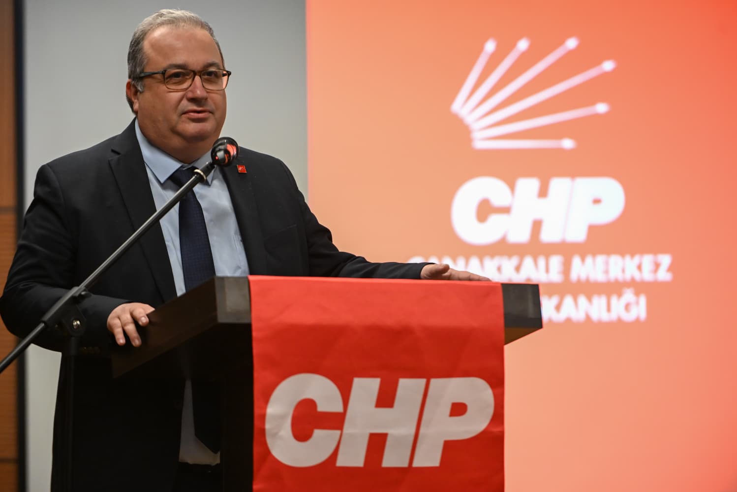 Çanakkale’de İşsizlik Alarmı: Gençler ve Emekliler